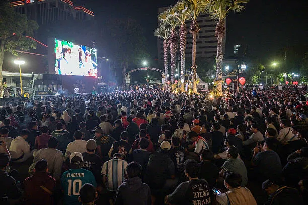 13-Year-Old Killed As Fountain Collapses During Spain’s World Cup Victory Celebrations
