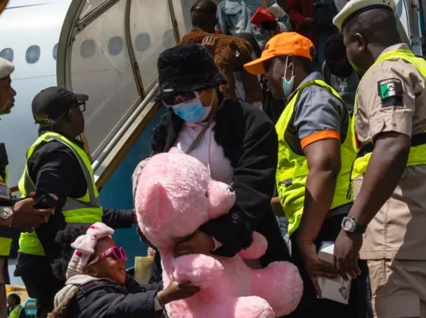 FG To Receive Final Batch Of 315 Evacuated Nigerians From South Africa Wednesday