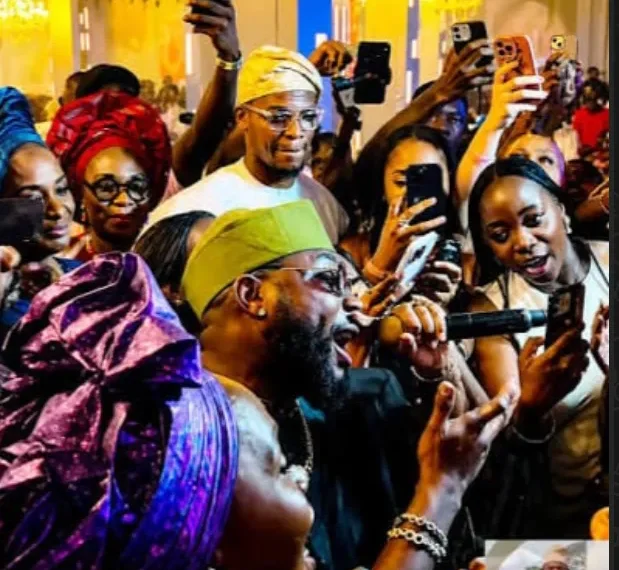 Davido, Gospel Singers Light Up Bamidele Abiodun’s 60th Birthday Celebration