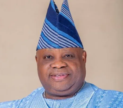 Breaking:Gunfire Erupts in Osogbo as Hoodlums Attack Adeleke’s Convoy