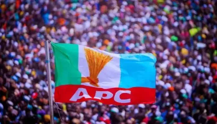 5,000 Ogun PDP Members Defect to APC, Join Ruling Party Ahead of 2027