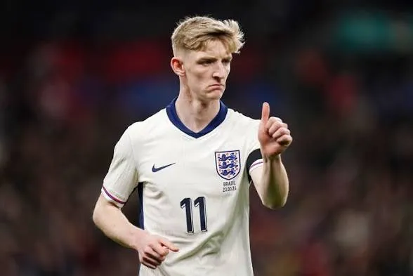 Anthony Gordon Urges England to Trust Their Own Style Ahead of Spain Clash