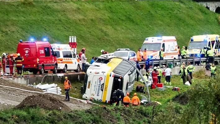 Five Killed, 40 Injured as Dutch Tourist Bus Crashes in Switzerland