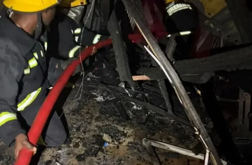 Fire Destroys 12 Shops In Kwara