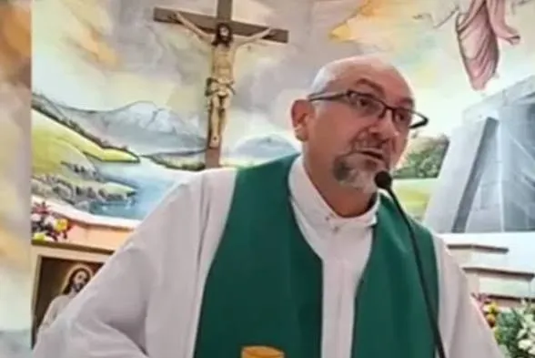 Catholic Priest Dies After Heavy Cross Falls on Him During Livestreamed Mass in Ecuador